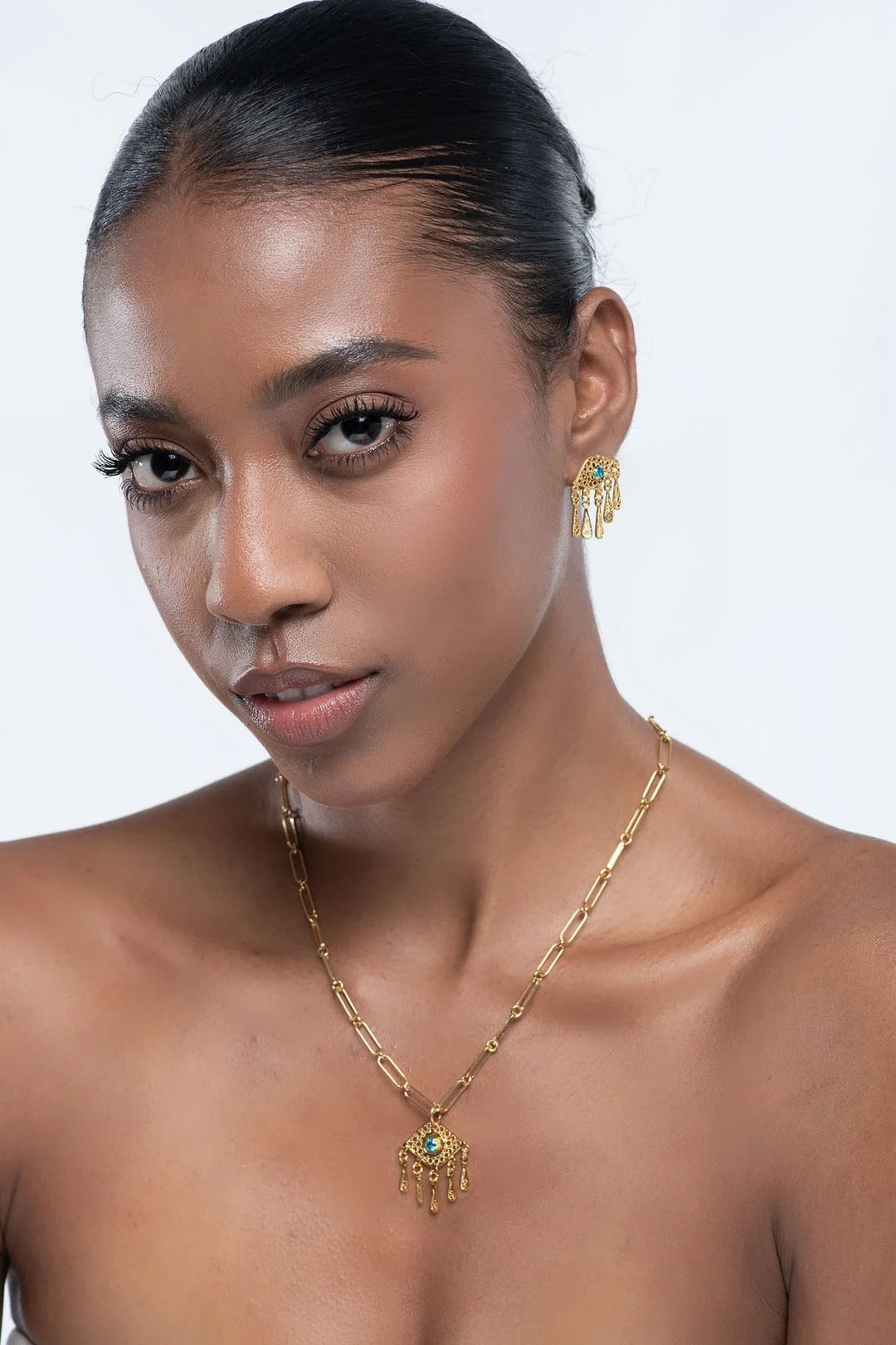 Essential Eye Earrings
