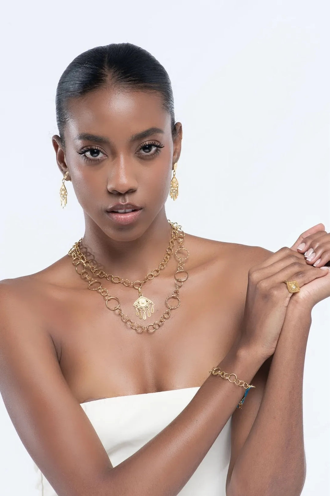 Expressive Eye Pendant