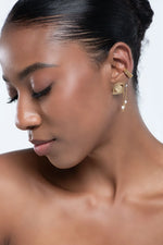 Load image into Gallery viewer, Eye Connection Earrings
