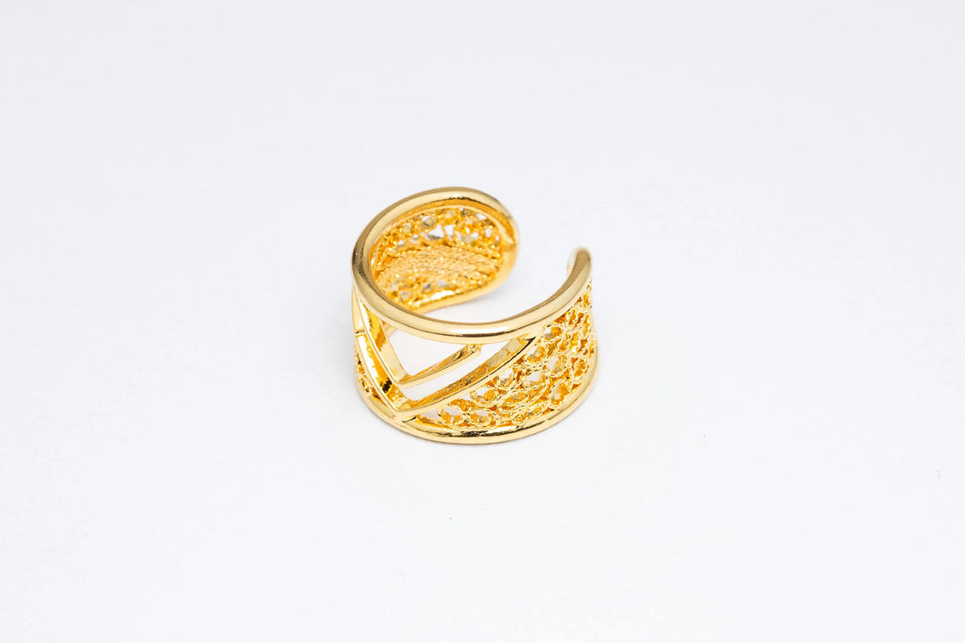Triangle Earcuff